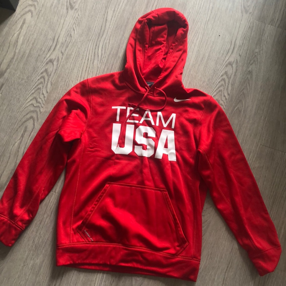 NIKE TEAM USA SWEATSHIRT SIZE SMALL